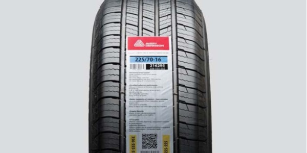 一種用（yòng）做（zuò）輪胎標簽的PET不（bú）幹膠材料